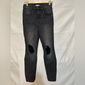 Good American | Always Fits Good Legs | Black252 Dark Denim Jeans
